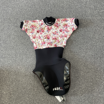 Outlet | Speedskin Short Topdeck | Small | Floral design | (ID:9056) Outlet | Speedskin Short Topdeck | Small | Floral design | (ID:9056)